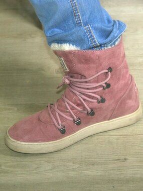 Dusty Rose Suede Skechers